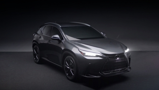 В сети появились первые кадры нового Lexus NX