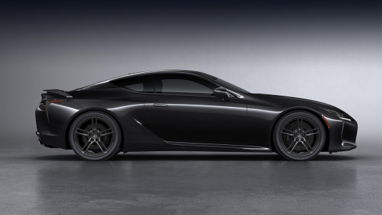 Lexus LC Black Inspiration покажет лучшее оснащение